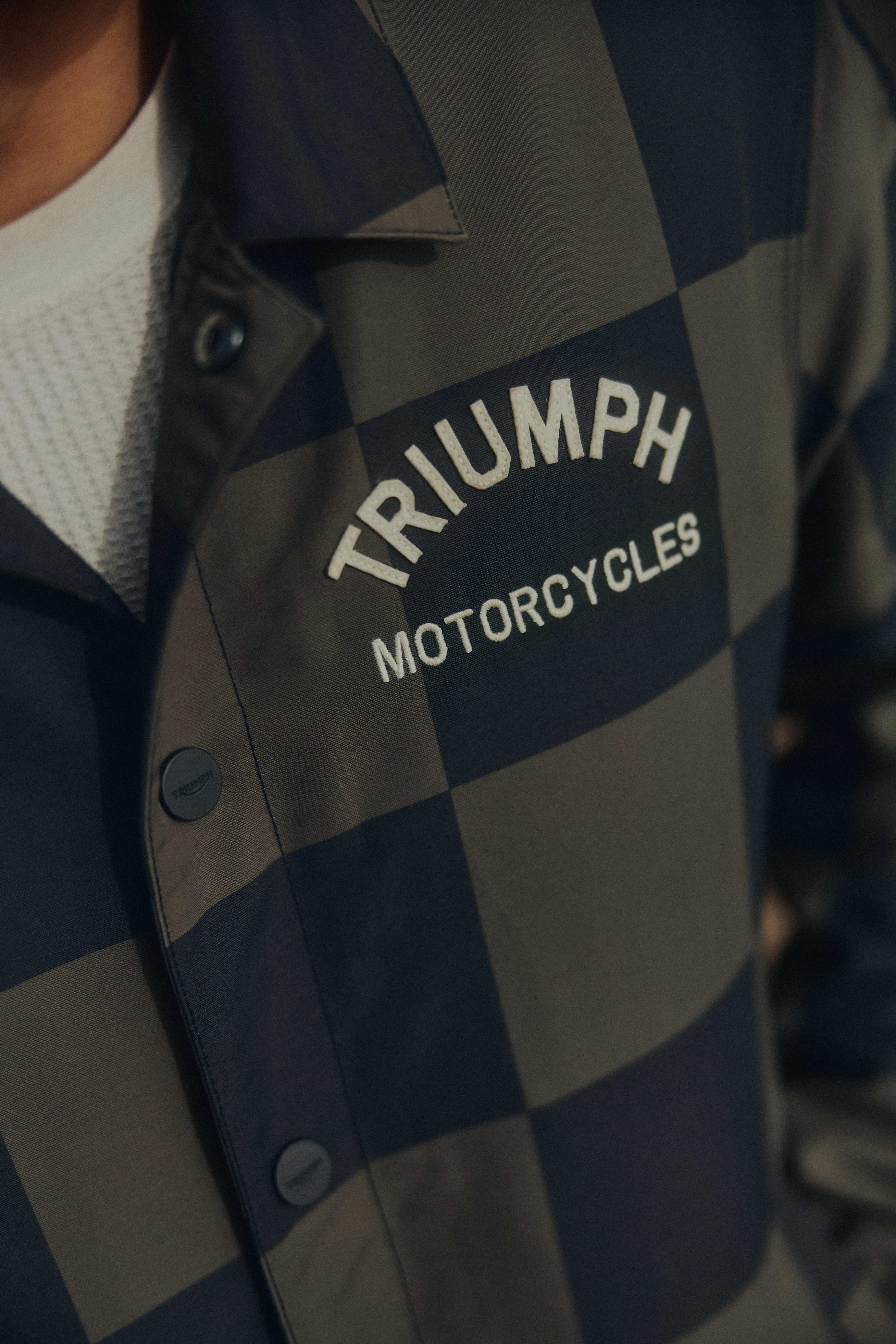 Carter Coach Jacket in Black| Casual Clothing